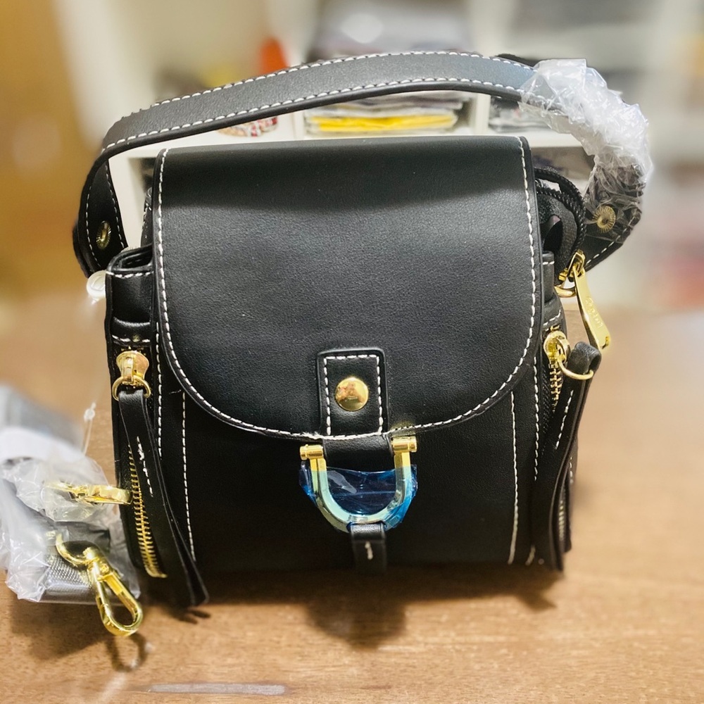 Brand New Ggirl Mini Dual bag (Top-Handle/Sling)